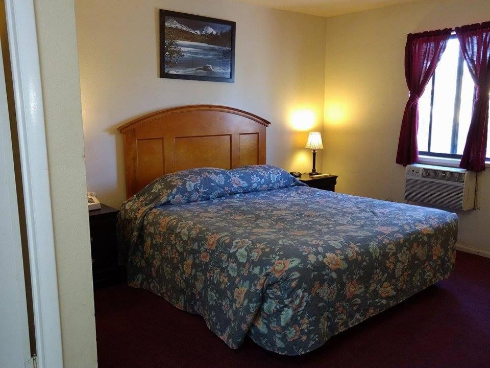 Travelers Motel Cottonwood Eksteriør bilde